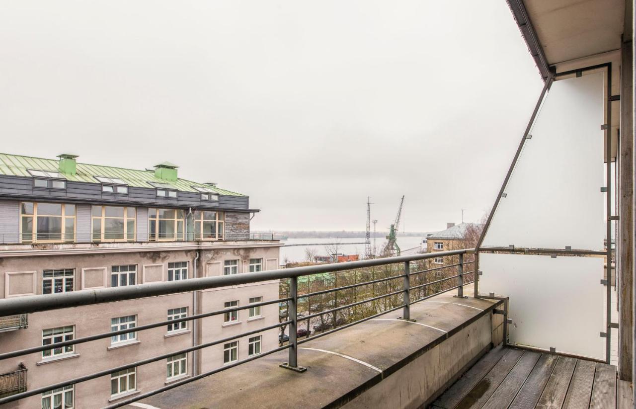 Central 2-Level Penthouse With Terrace And Free Parking Рига Екстер'єр фото