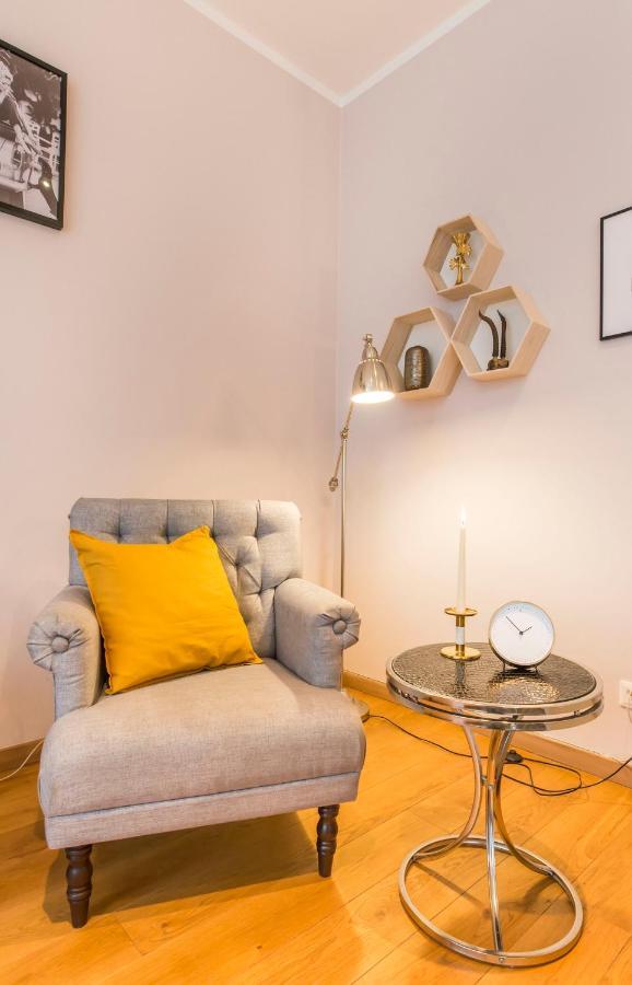Central 2-Level Penthouse With Terrace And Free Parking Рига Екстер'єр фото
