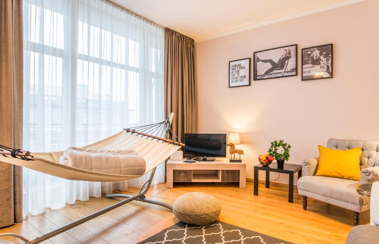 Central 2-Level Penthouse With Terrace And Free Parking Рига Екстер'єр фото