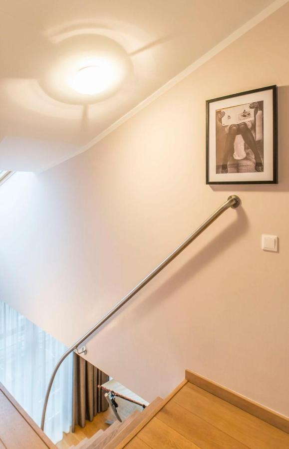 Central 2-Level Penthouse With Terrace And Free Parking Рига Екстер'єр фото